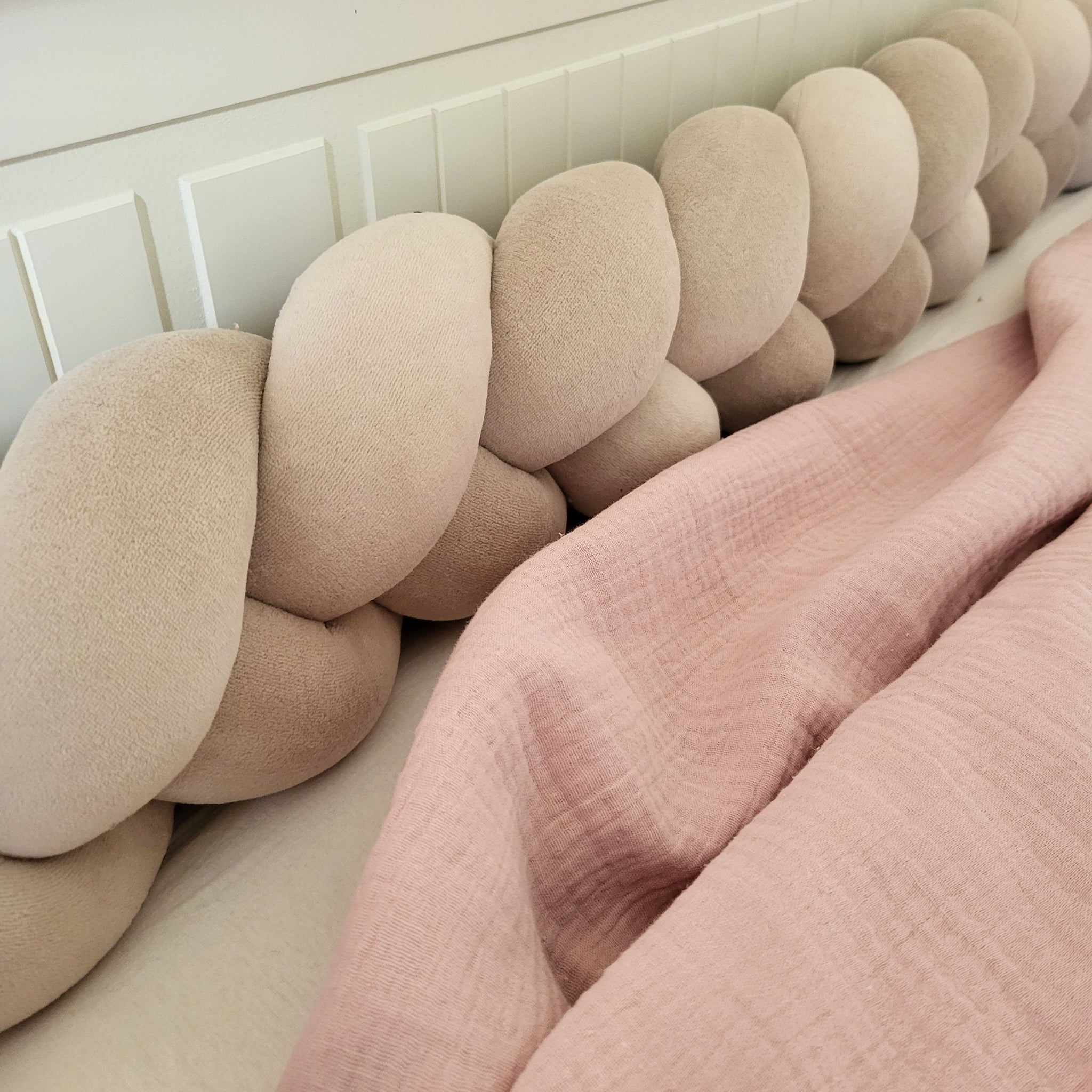 Geflochtene Bettschnecke / Bettschlange Niki