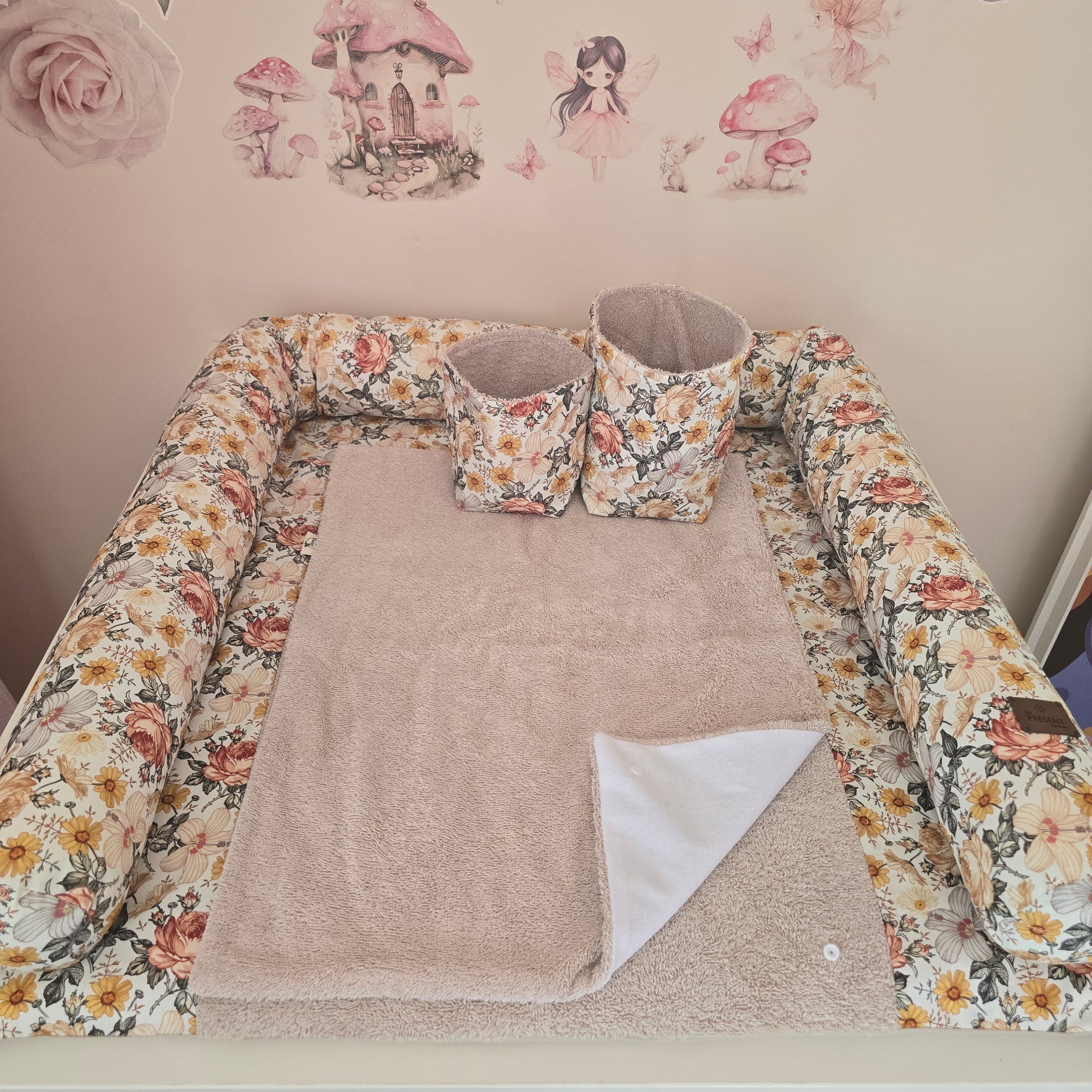 Wickelplatz-Komplettset Retroblume